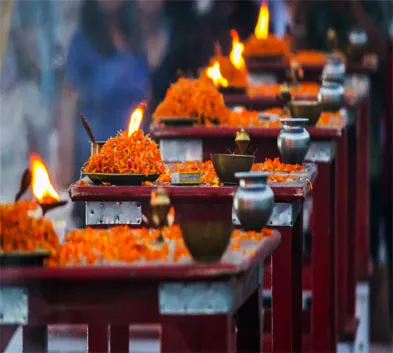 Spiritual India Ganges Tour with Yoga and Taj Mahal